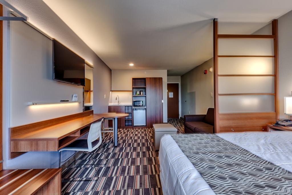 Microtel Inn & Suites By Wyndham Niagara Falls Exterior photo